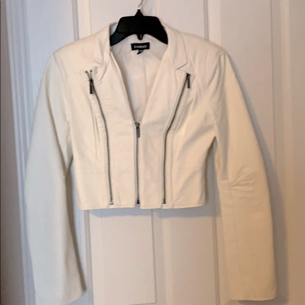 White cropped faux leather jacket